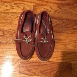 Men’s red Sperrys size 9